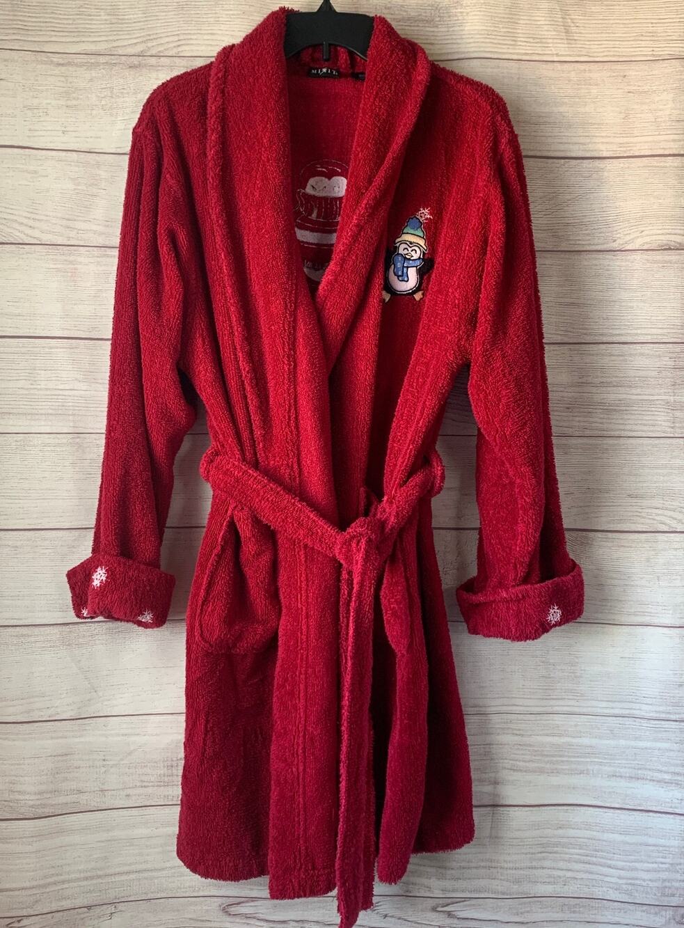 Mixit Red Robe with Penguins and Embroidered Snowflakes Towel Terrycloth Size M